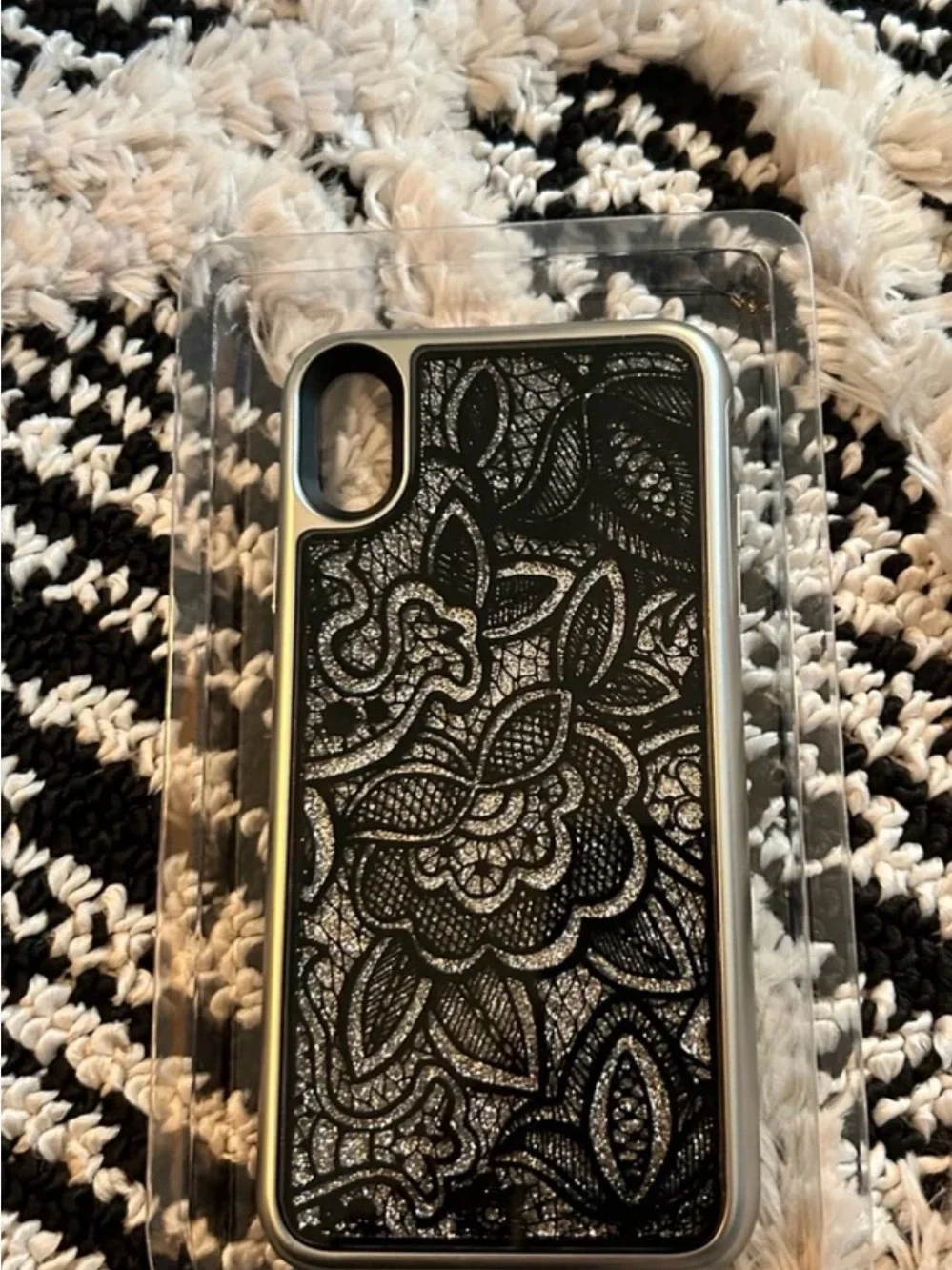 iPhone XS Max phone case brand new - open box - black and silver glitter